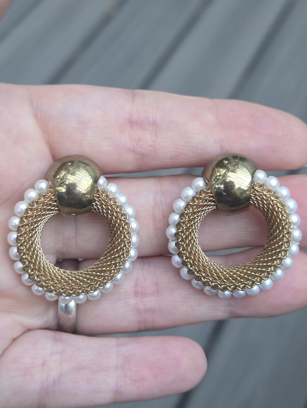 Vintage Faux Pearl Gold Tone Mesh Hoop Statement Pierced Earrings
